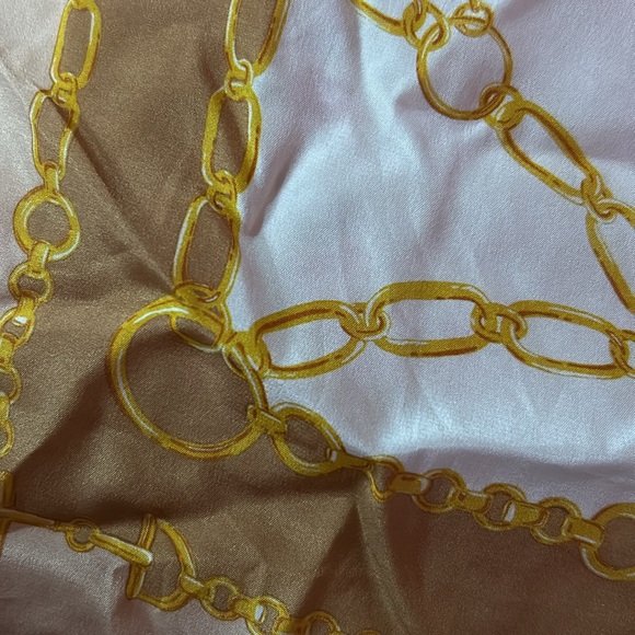 BABATON SILK SQUARE - Picture 4 of 4